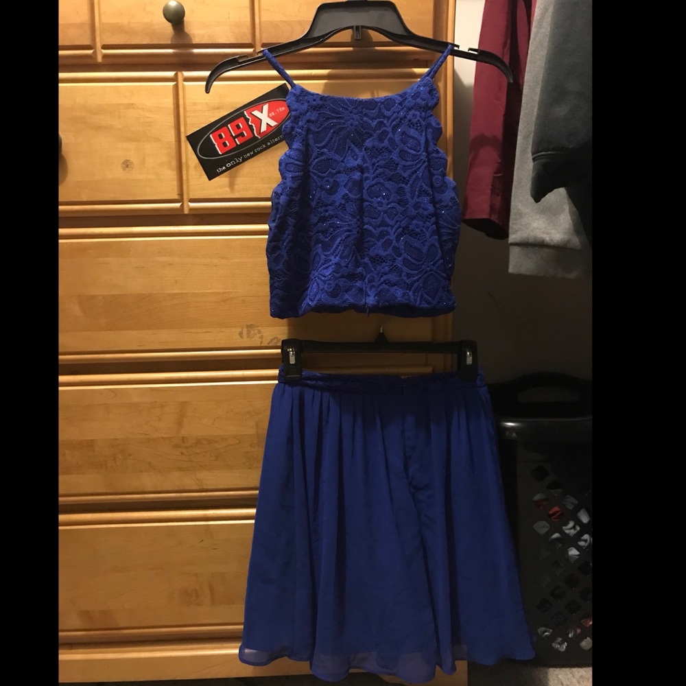 Blue 2 piece homecoming dress